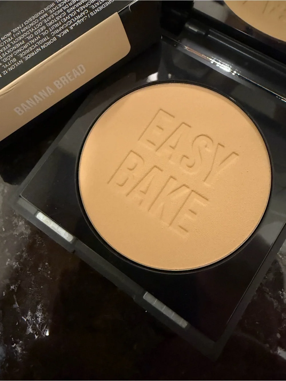Huda Beauty - Easy Bake Loose Baking & Setting Powder (Shade: Banana Bread)